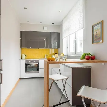 Modern And Cozy- Golden Apartments- Central Location Апартаменты *