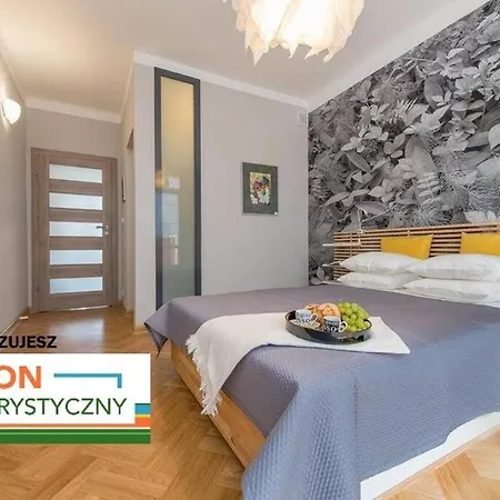 Modern And Cozy- Golden Apartments- Central Location Апартаменты *
